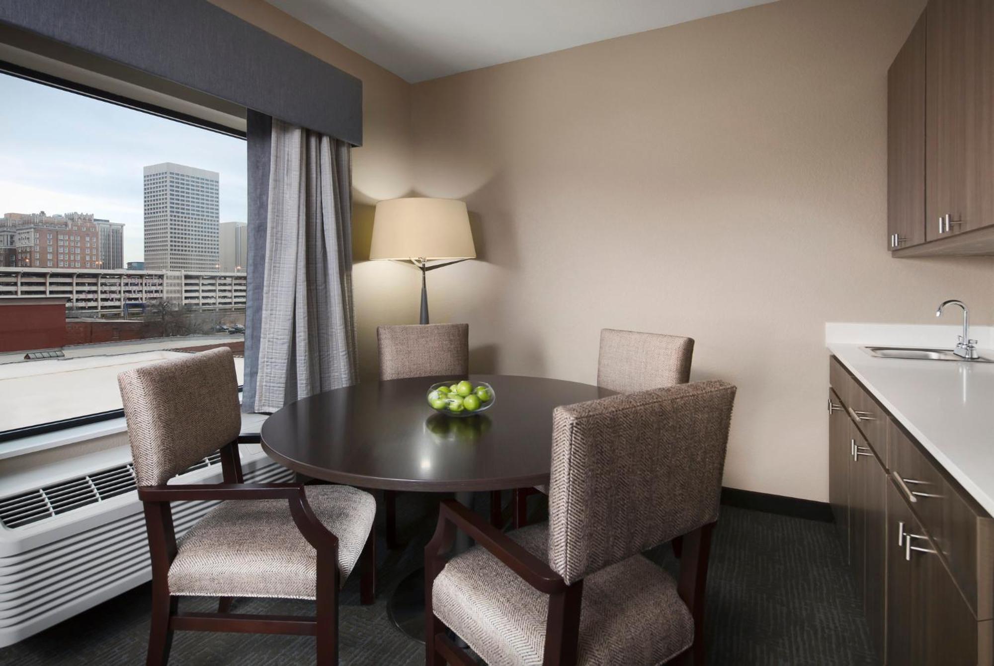 Holiday Inn Express & Suites Oklahoma City Downtown - Bricktown By Ihg Εξωτερικό φωτογραφία