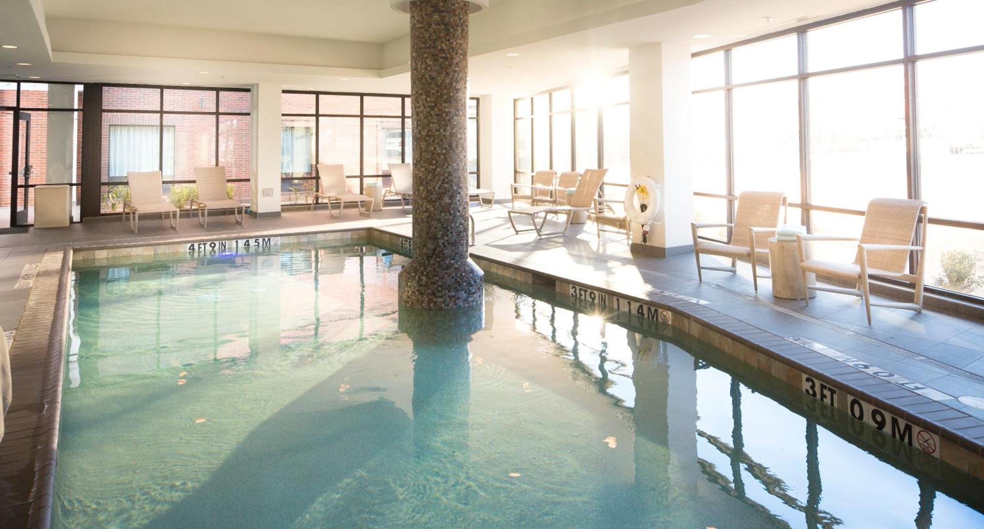 Holiday Inn Express & Suites Oklahoma City Downtown - Bricktown By Ihg Εξωτερικό φωτογραφία