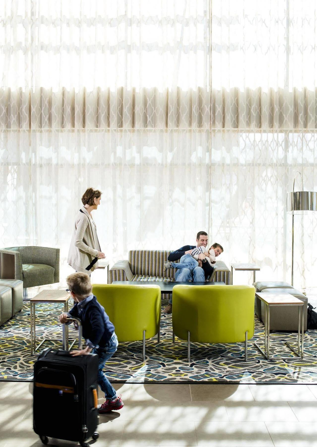 Holiday Inn Express & Suites Oklahoma City Downtown - Bricktown By Ihg Εξωτερικό φωτογραφία